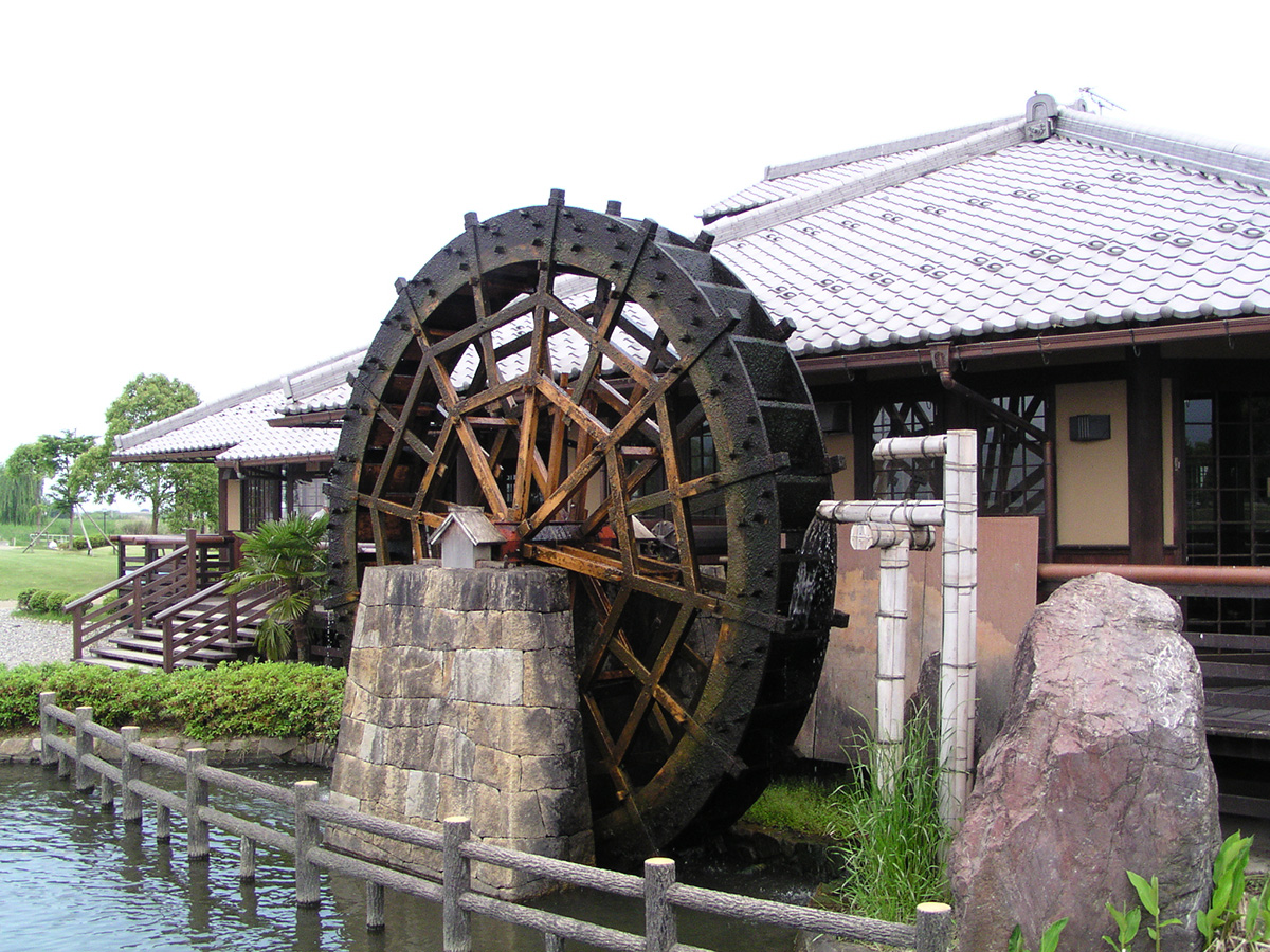 能登川水車とカヌーランド（伊庭内湖）