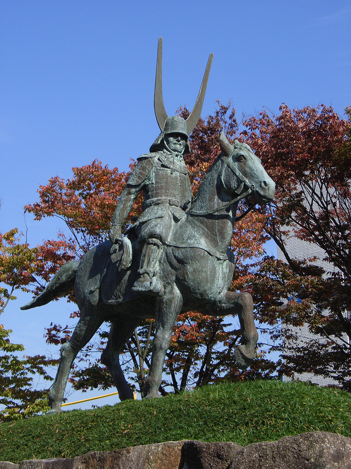 井伊直政公像