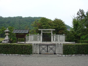 息長陵