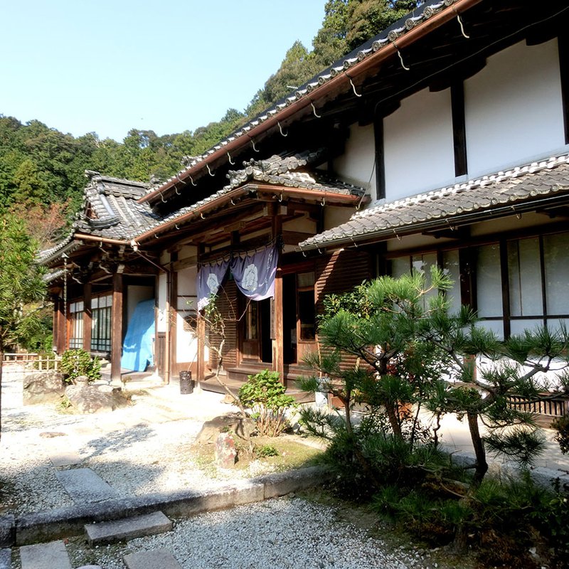 摠見寺