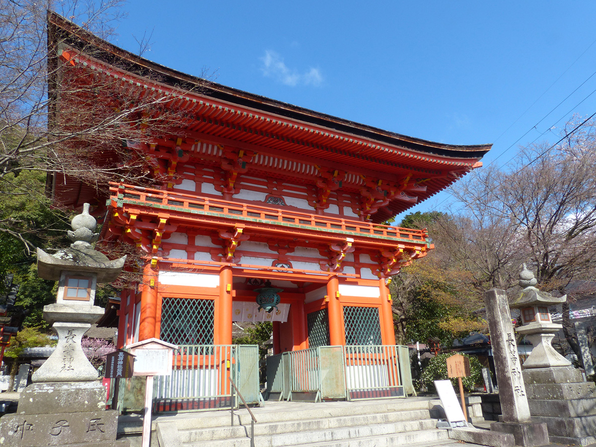 長等神社（ながらじんじゃ）
