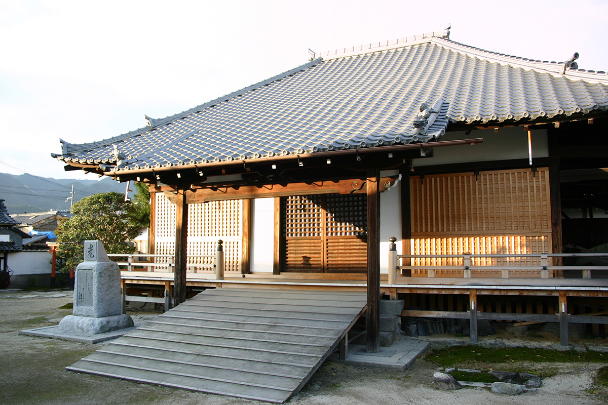 東南寺（とうなんじ）